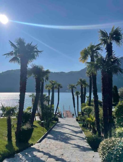 Appartamento Con Piscina E Sauna Bissone Buitenkant foto
